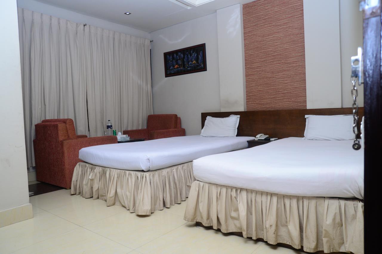 Royal Living Hotel & Suites Chittagong Eksteriør billede